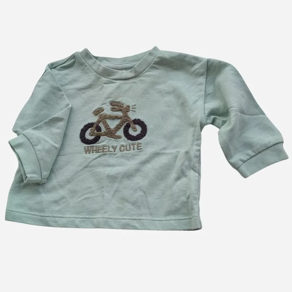 lots of baby clothes Bodysuits and Top Age 6-9